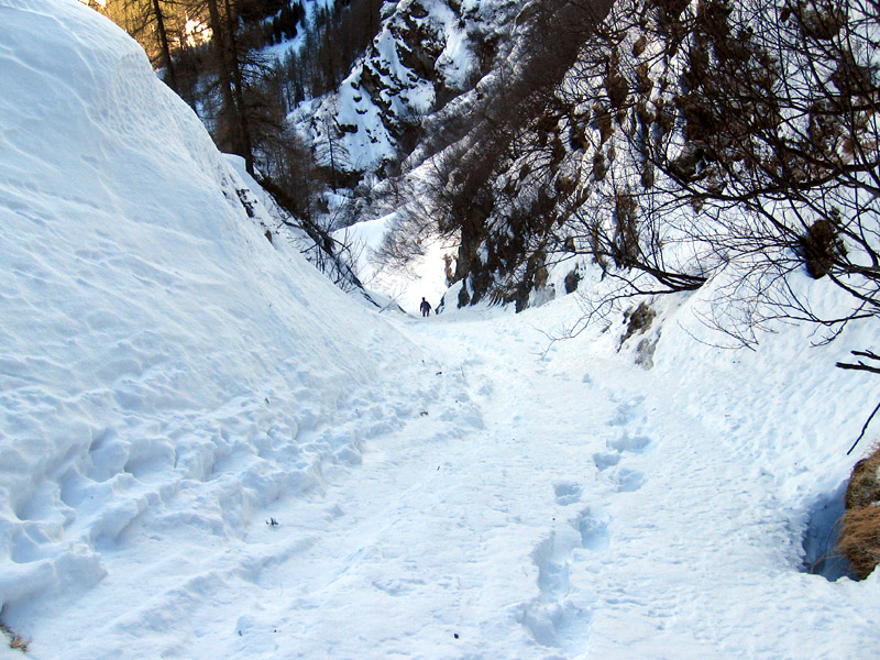Salto del Nido, Val Febbraro