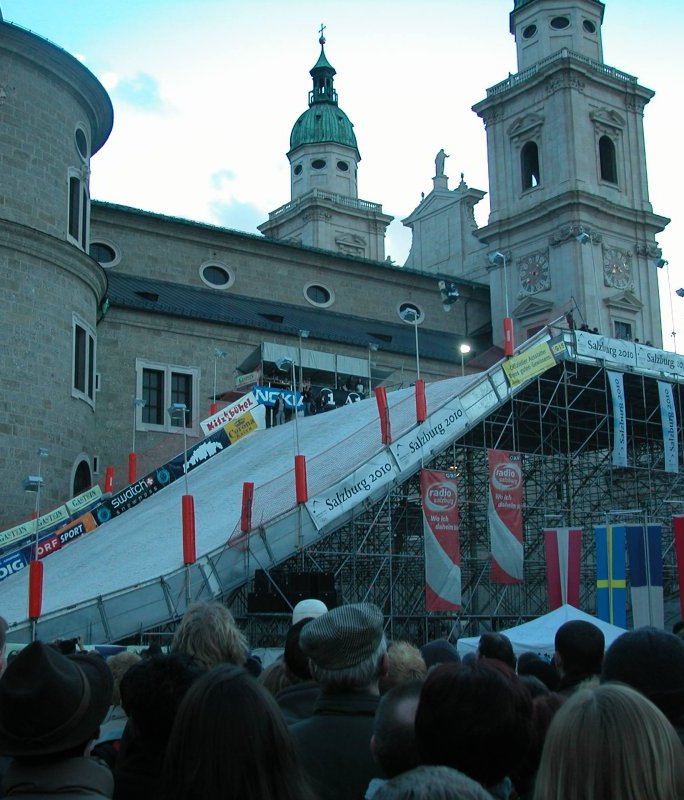 Snowboard in Piazza Snowboard in Piazza