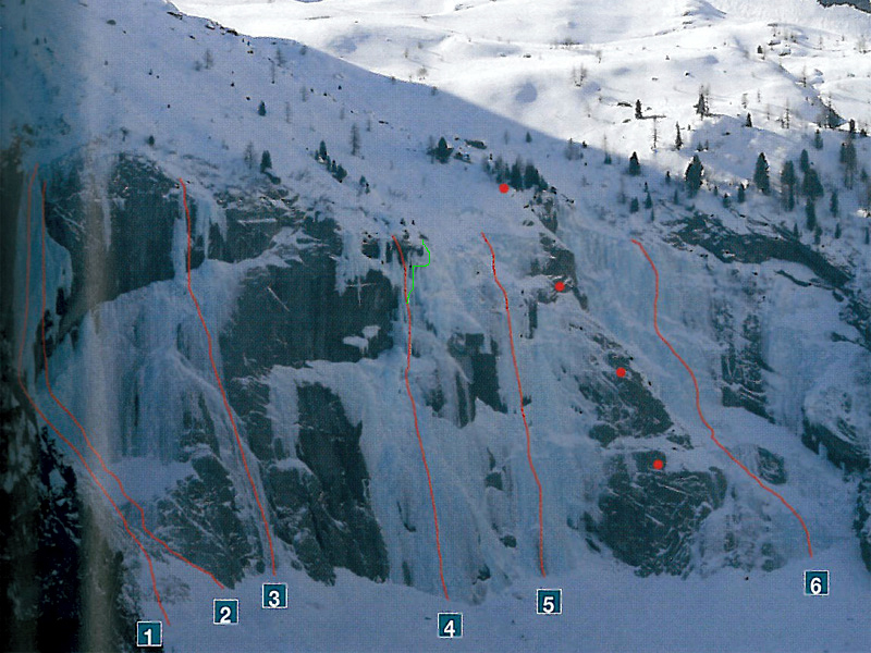 Albigna: Il Candelone, variante della grotta