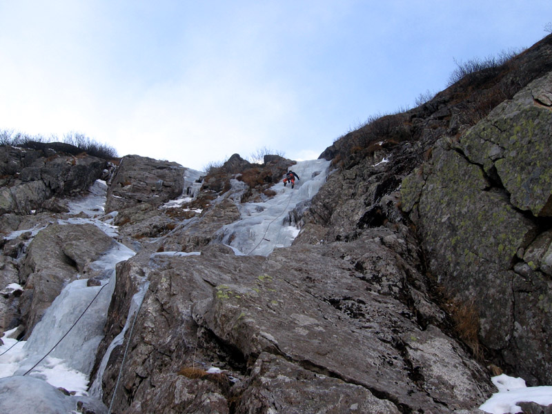 Castellaccio, cascata senza nome Castellaccio, cascata senza nome