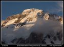 Tramonto sull'imponente massiccio del Broad Peak